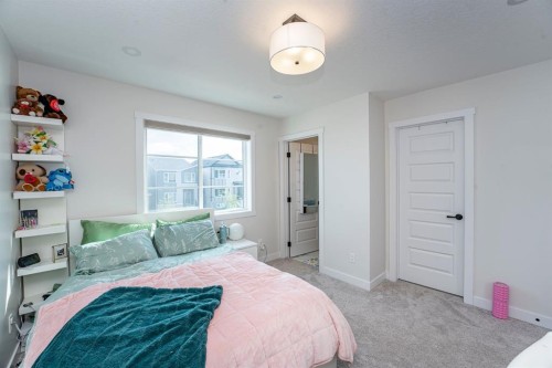 52 Lewiston Drive Ne, Calgary, AB - Indoor Photo Showing Bedroom