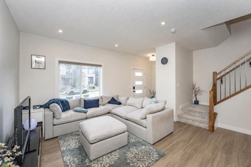 52 Lewiston Drive Ne, Calgary, AB - Indoor Photo Showing Living Room