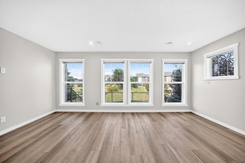428 Cranbrook Square Se, Calgary, AB - Indoor Photo Showing Other Room
