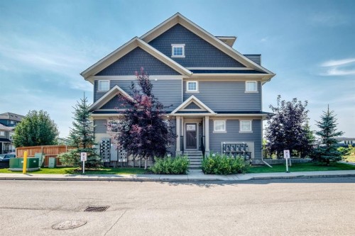 428 Cranbrook Square Se, Calgary, AB - Outdoor With Facade