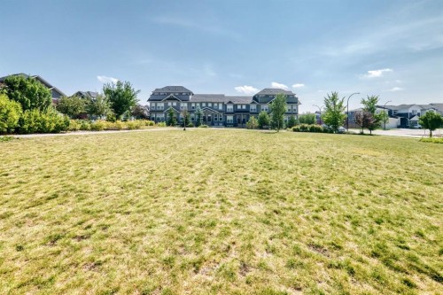 428 Cranbrook Square Se, Calgary, AB - Outdoor