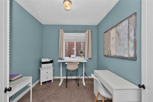 244 Mahogany Bay Se, Calgary, AB - Indoor Photo Showing Other Room