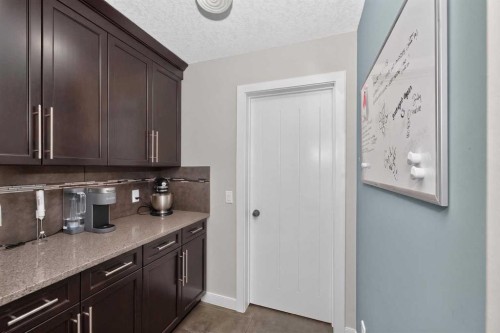 244 Mahogany Bay Se, Calgary, AB - Indoor Photo Showing Kitchen