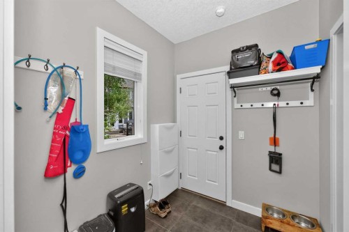 244 Mahogany Bay Se, Calgary, AB - Indoor Photo Showing Other Room