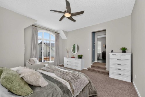 244 Mahogany Bay Se, Calgary, AB - Indoor Photo Showing Bedroom