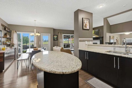 69 Everhollow Avenue Sw, Calgary, AB - Indoor