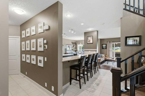 69 Everhollow Avenue Sw, Calgary, AB - Indoor