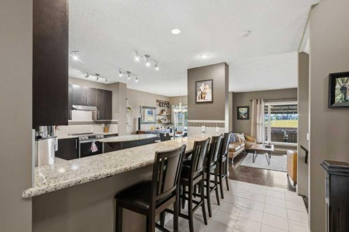 69 Everhollow Avenue Sw, Calgary, AB - Indoor