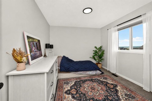 23 Lucas Boulevard Nw, Calgary, AB - Indoor Photo Showing Other Room