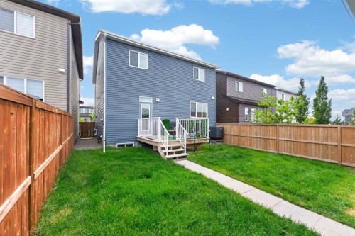 23 Lucas Boulevard Nw, Calgary, AB - Outdoor With Exterior