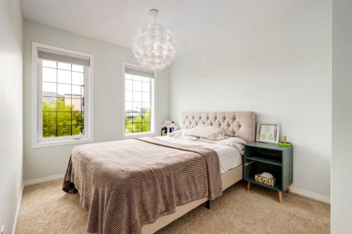 2620 Reunion Square Nw, Airdrie, AB - Indoor Photo Showing Bedroom