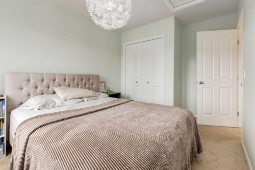 2620 Reunion Square Nw, Airdrie, AB - Indoor Photo Showing Bedroom