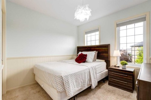 2620 Reunion Square Nw, Airdrie, AB - Indoor Photo Showing Bedroom