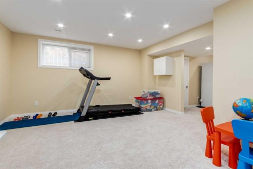 2620 Reunion Square Nw, Airdrie, AB - Indoor Photo Showing Gym Room
