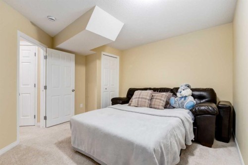 2620 Reunion Square Nw, Airdrie, AB - Indoor Photo Showing Bedroom