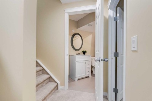 2620 Reunion Square Nw, Airdrie, AB - Indoor Photo Showing Other Room