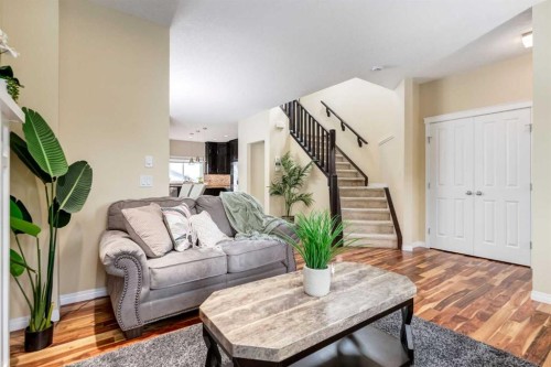 2620 Reunion Square Nw, Airdrie, AB - Indoor Photo Showing Living Room