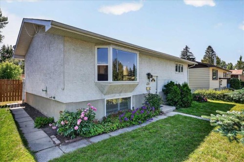 4711 Montana Drive Nw, Calgary, AB - Outdoor