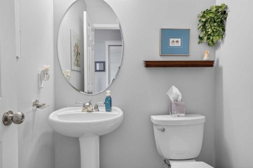 112 Valley Stream Close Nw, Calgary, AB - Indoor Photo Showing Bathroom