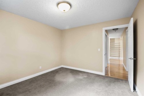 206-2010 35 Avenue Sw, Calgary, AB - Indoor Photo Showing Other Room