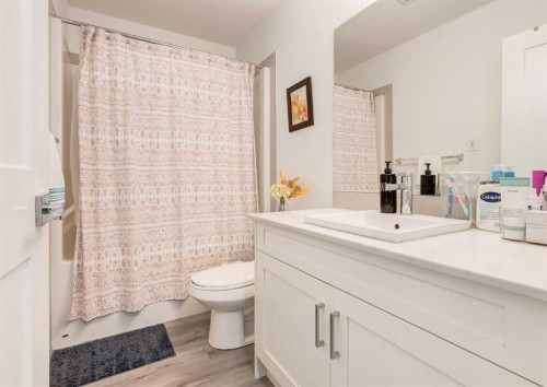 311-30 Sage Hill Nw, Calgary, AB - Indoor Photo Showing Bathroom