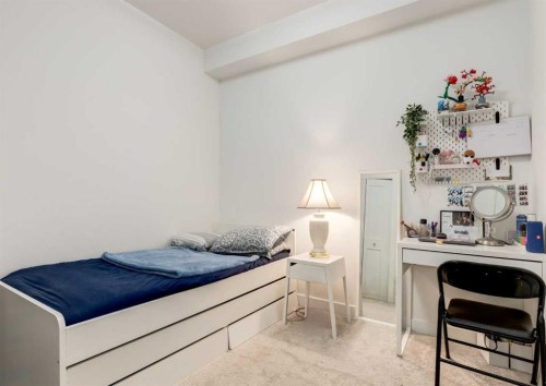 311-30 Sage Hill Nw, Calgary, AB - Indoor Photo Showing Bedroom