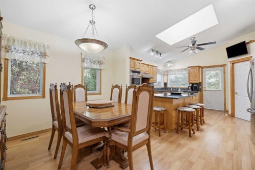 535 Cimarron Point, Okotoks, AB - Indoor Photo Showing Dining Room