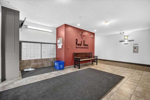 303-70 Royal Oak Plaza Nw, Calgary, AB - Indoor Photo Showing Other Room