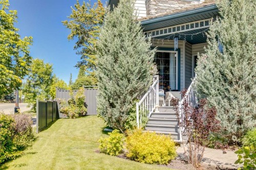 142 Springbank Crescent Sw, Calgary, AB - Outdoor