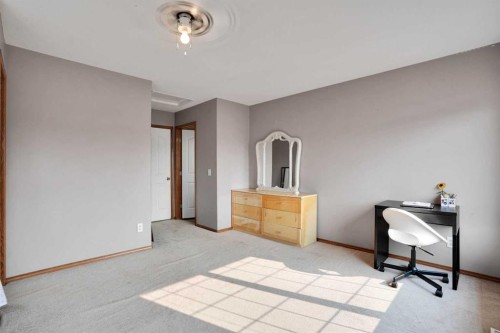 49 Saddletree Close Ne, Calgary, AB - Indoor