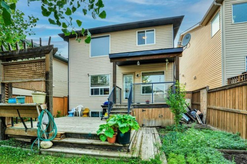 49 Saddletree Close Ne, Calgary, AB - Outdoor
