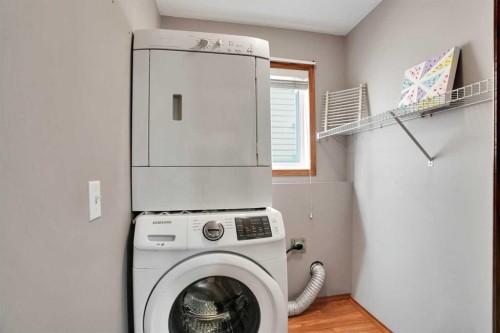 49 Saddletree Close Ne, Calgary, AB - Indoor Photo Showing Laundry Room