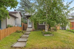28 Erin Croft Place SE Calgary, AB T2B 2V3