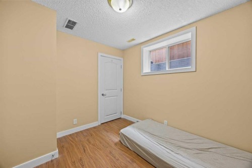 28 Erin Croft Place Se, Calgary, AB - Indoor