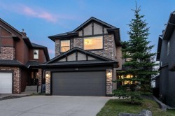 10 Aspen Stone Mews SW Calgary, AB T2H 5Z1