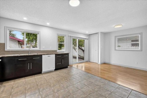 4707 Brockington Road Nw, Calgary, AB - Indoor