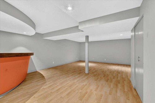 4707 Brockington Road Nw, Calgary, AB - Indoor Photo Showing Other Room