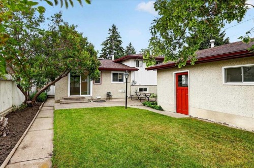 4707 Brockington Road Nw, Calgary, AB - Outdoor