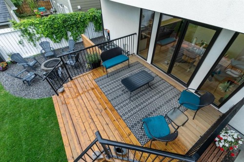 2543 Chicoutimi Drive Nw, Calgary, AB - Outdoor With Deck Patio Veranda With Exterior