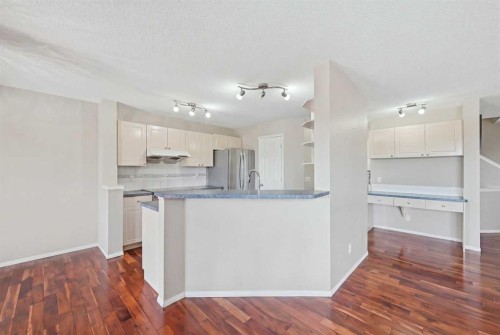 86 Saddlecrest Close Ne, Calgary, AB - Indoor Photo Showing Kitchen
