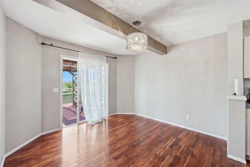 86 Saddlecrest Close Ne, Calgary, AB - Indoor Photo Showing Other Room