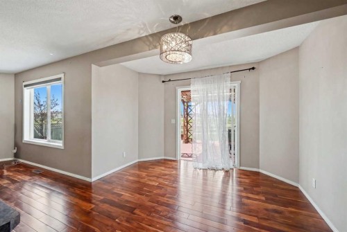 86 Saddlecrest Close Ne, Calgary, AB - Indoor Photo Showing Other Room