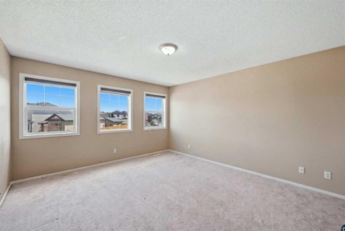 86 Saddlecrest Close Ne, Calgary, AB - Indoor Photo Showing Other Room