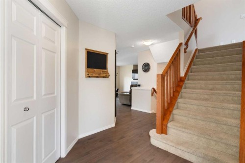 818 Copperfield Boulevard Se, Calgary, AB - Indoor Photo Showing Other Room
