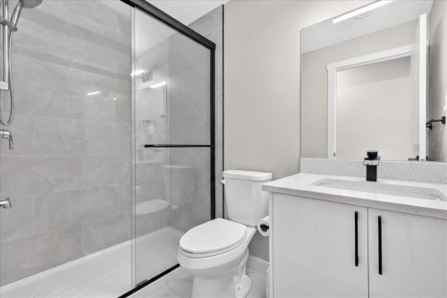 244 Carrington Crescent Nw, Calgary, AB - Indoor Photo Showing Bathroom