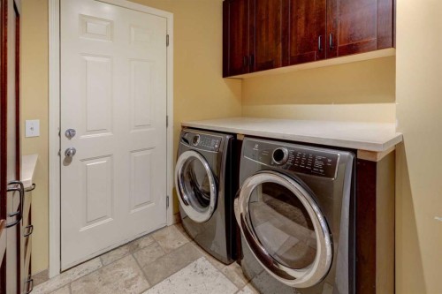 66 Copperfield Close Se, Calgary, AB - Indoor Photo Showing Laundry Room