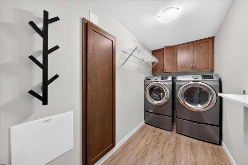 406-4350 Seton Drive Se, Calgary, AB - Indoor Photo Showing Laundry Room