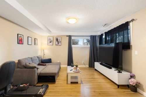508 78 Avenue Sw, Calgary, AB - Indoor