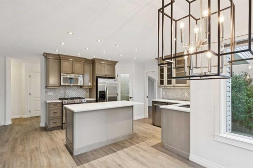 38 Tuscany Hills Crescent Nw, Calgary, AB - Indoor Photo Showing Kitchen With Upgraded Kitchen