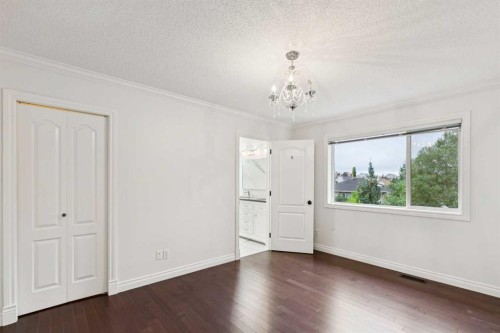 38 Tuscany Hills Crescent Nw, Calgary, AB - Indoor Photo Showing Other Room